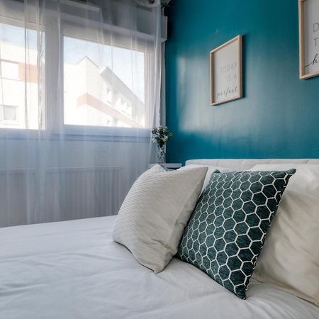 Appartement Cosy Et Calme Elancourt Esterno foto